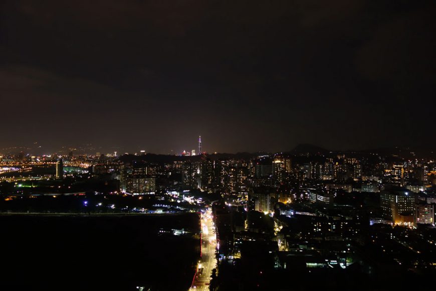 Taipei de nuit.